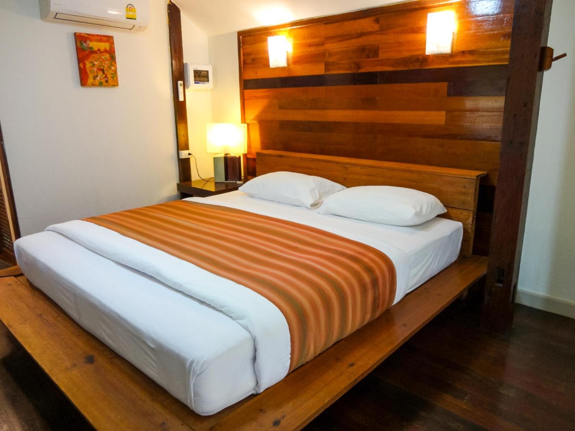 The Chevalley Beach Resort Сатун Екстер'єр фото